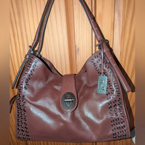 Coach Brown Shoulder Bag - Picture 5 of 16